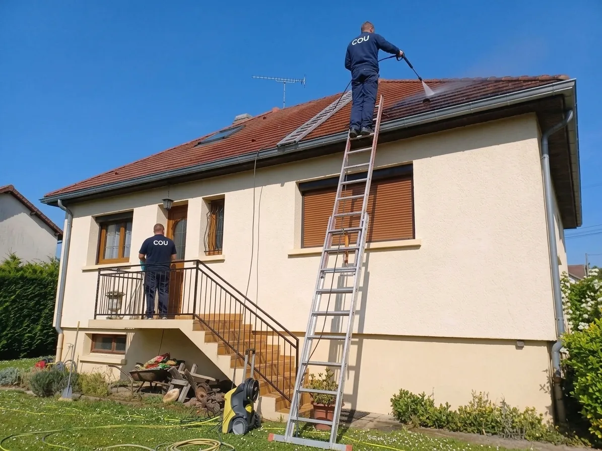 Démoussage de toiture à Torcy Démoussage de toiture à Torcy