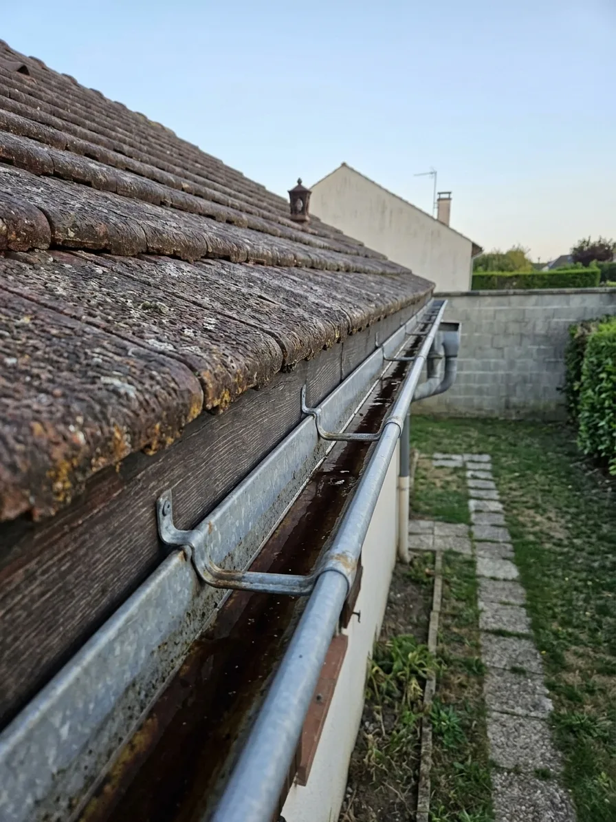 Entretien et réparation de gouttières à Torcy Entretien et réparation de gouttières à Torcy